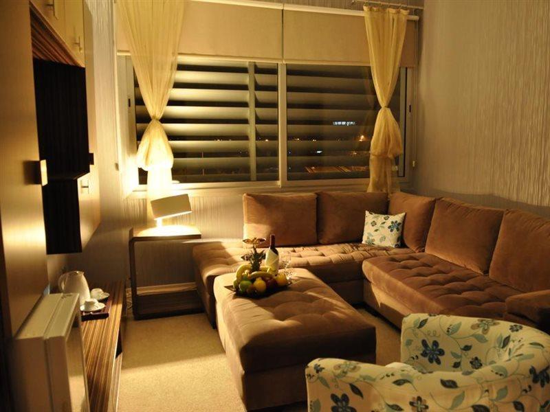 Orty Airport Hotel İzmir Kültér fotó
