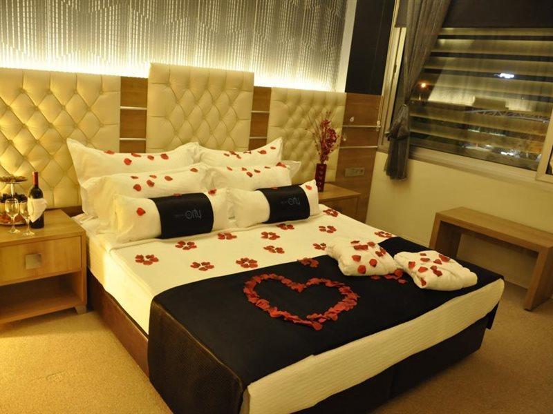 Orty Airport Hotel İzmir Kültér fotó