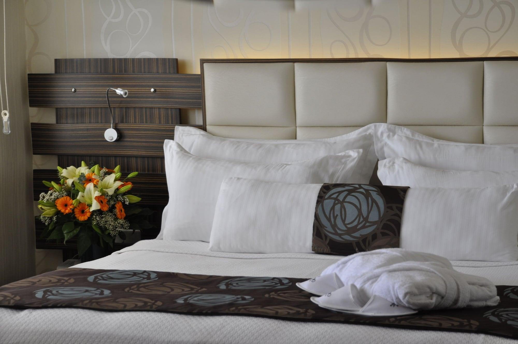 Orty Airport Hotel İzmir Kültér fotó