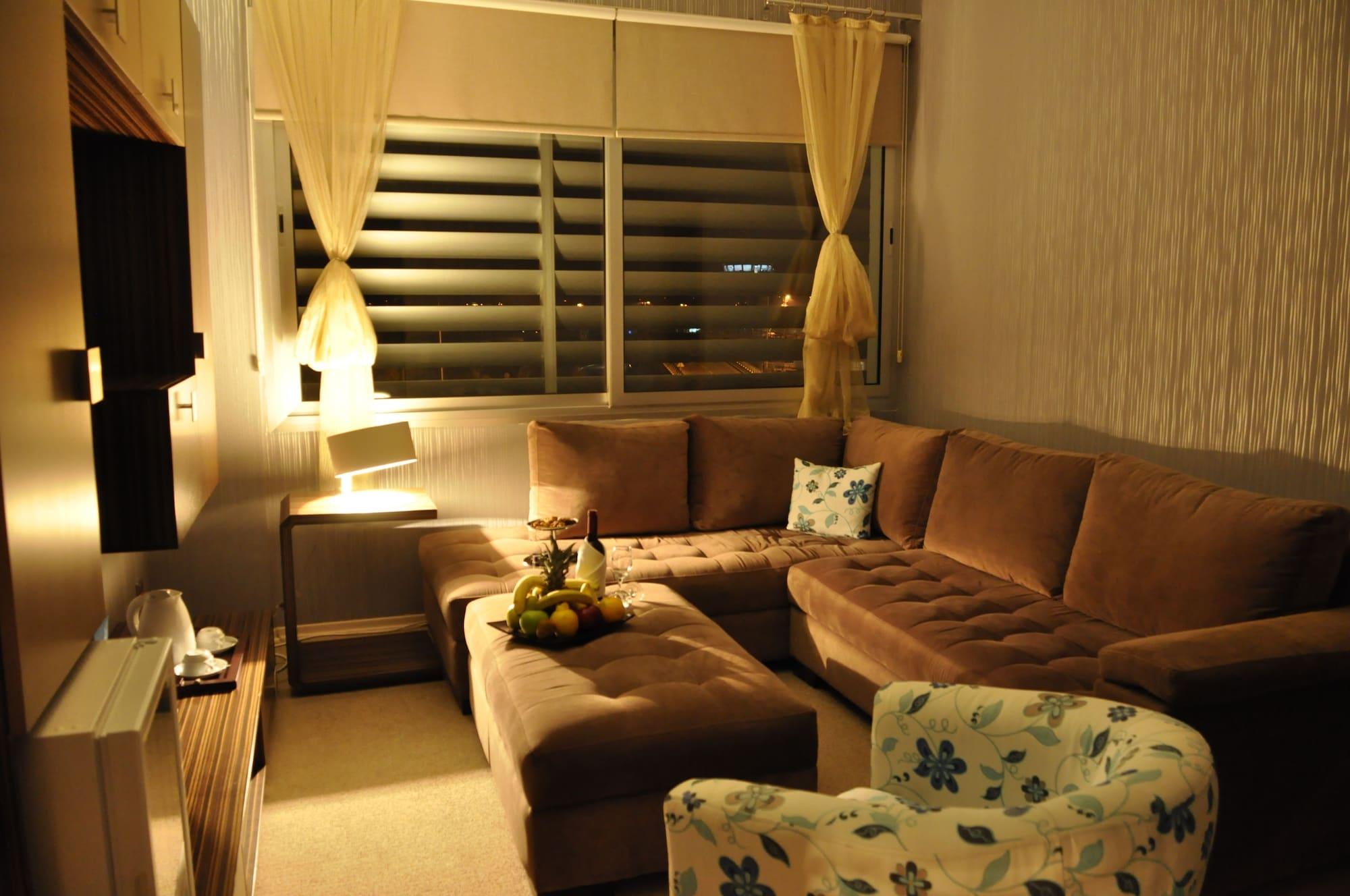 Orty Airport Hotel İzmir Kültér fotó