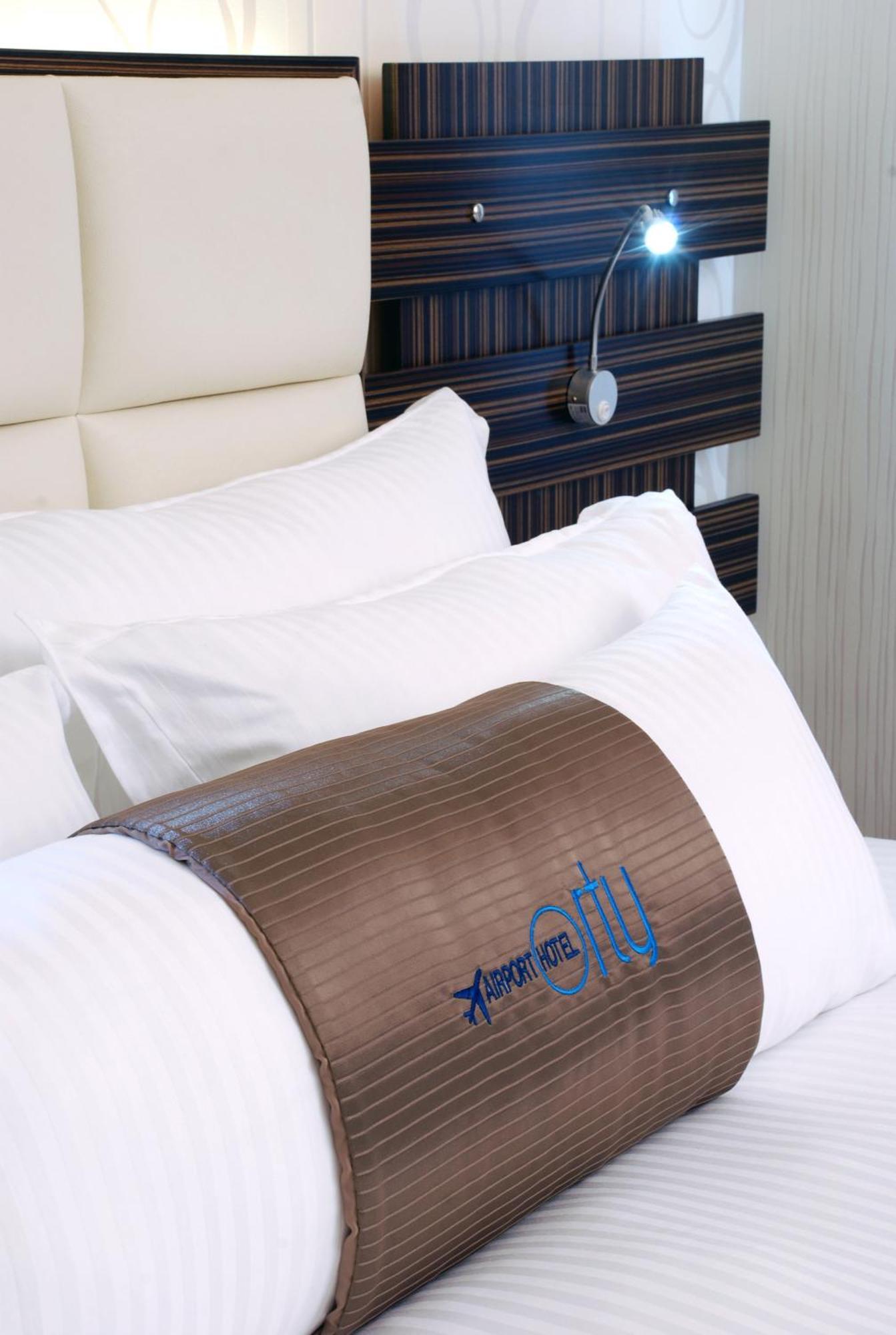 Orty Airport Hotel İzmir Kültér fotó