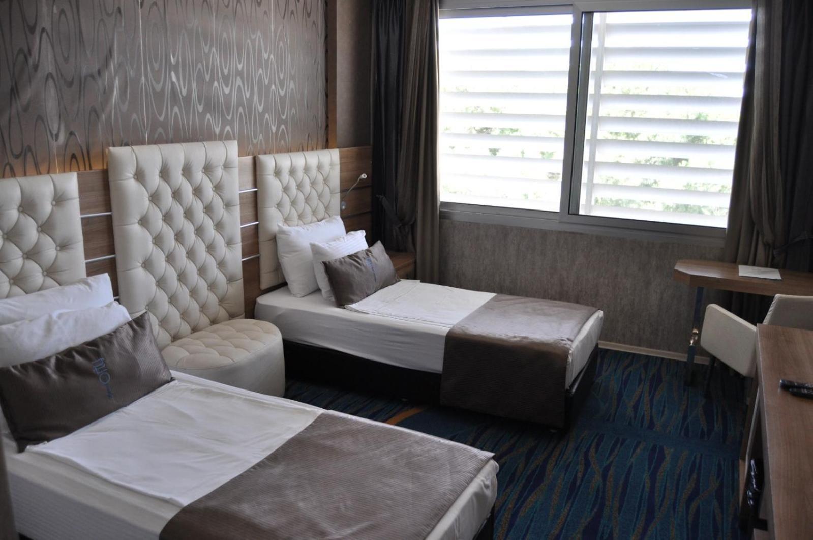 Orty Airport Hotel İzmir Kültér fotó