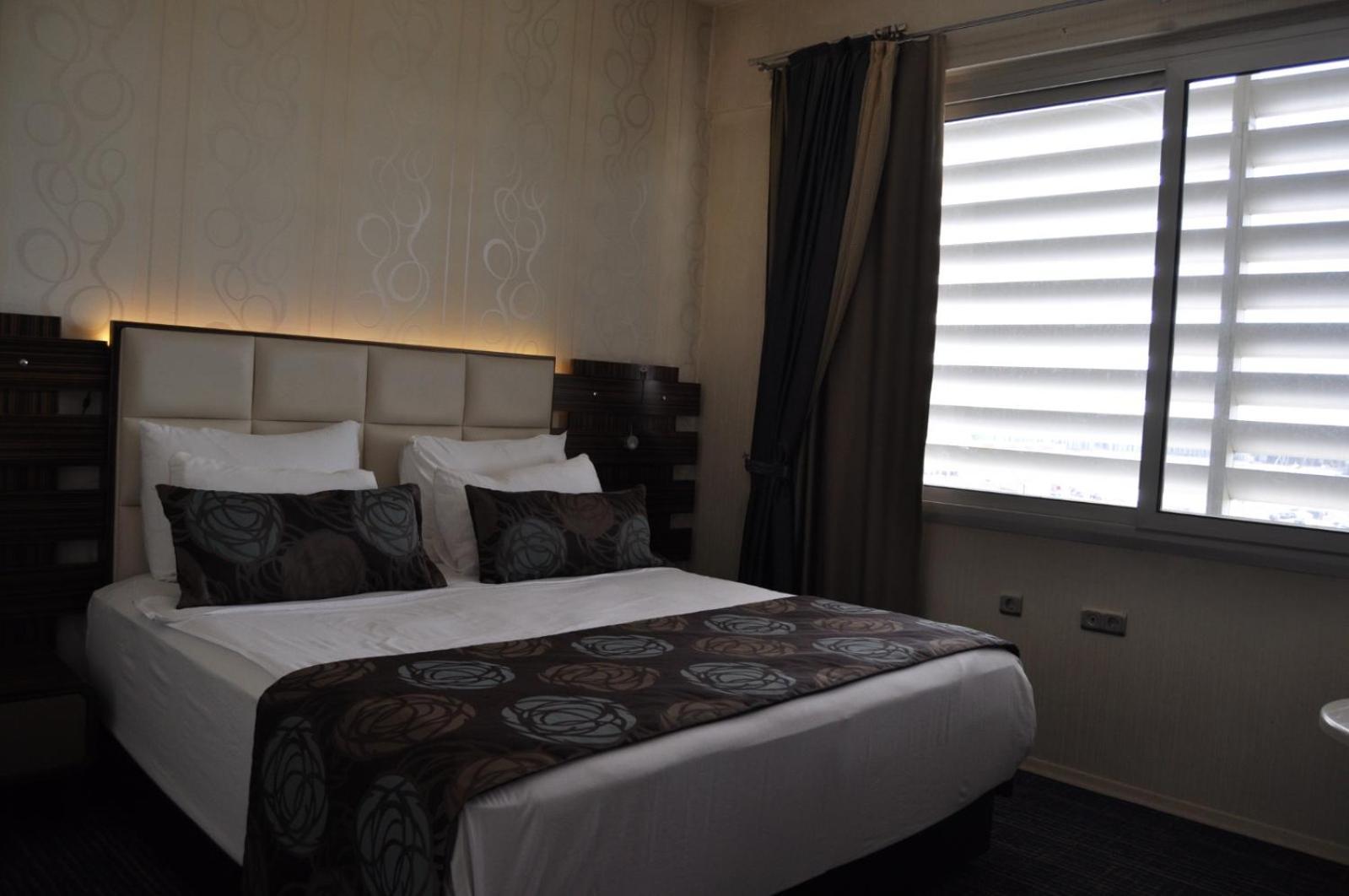Orty Airport Hotel İzmir Kültér fotó