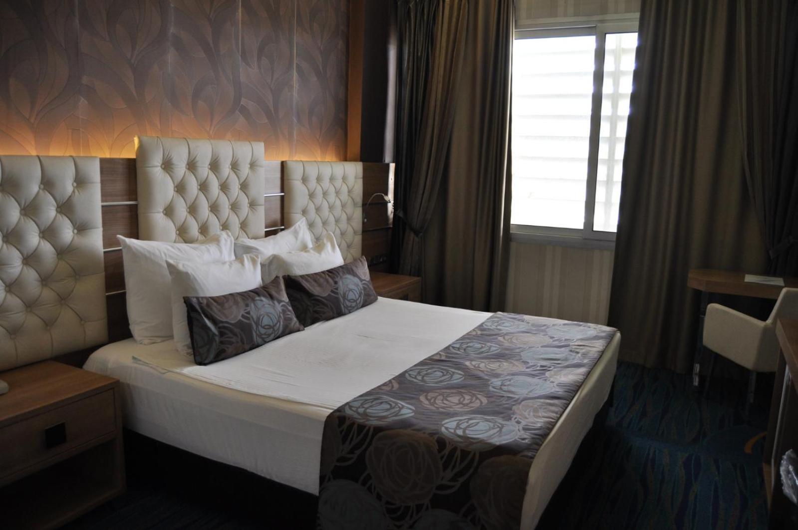 Orty Airport Hotel İzmir Kültér fotó