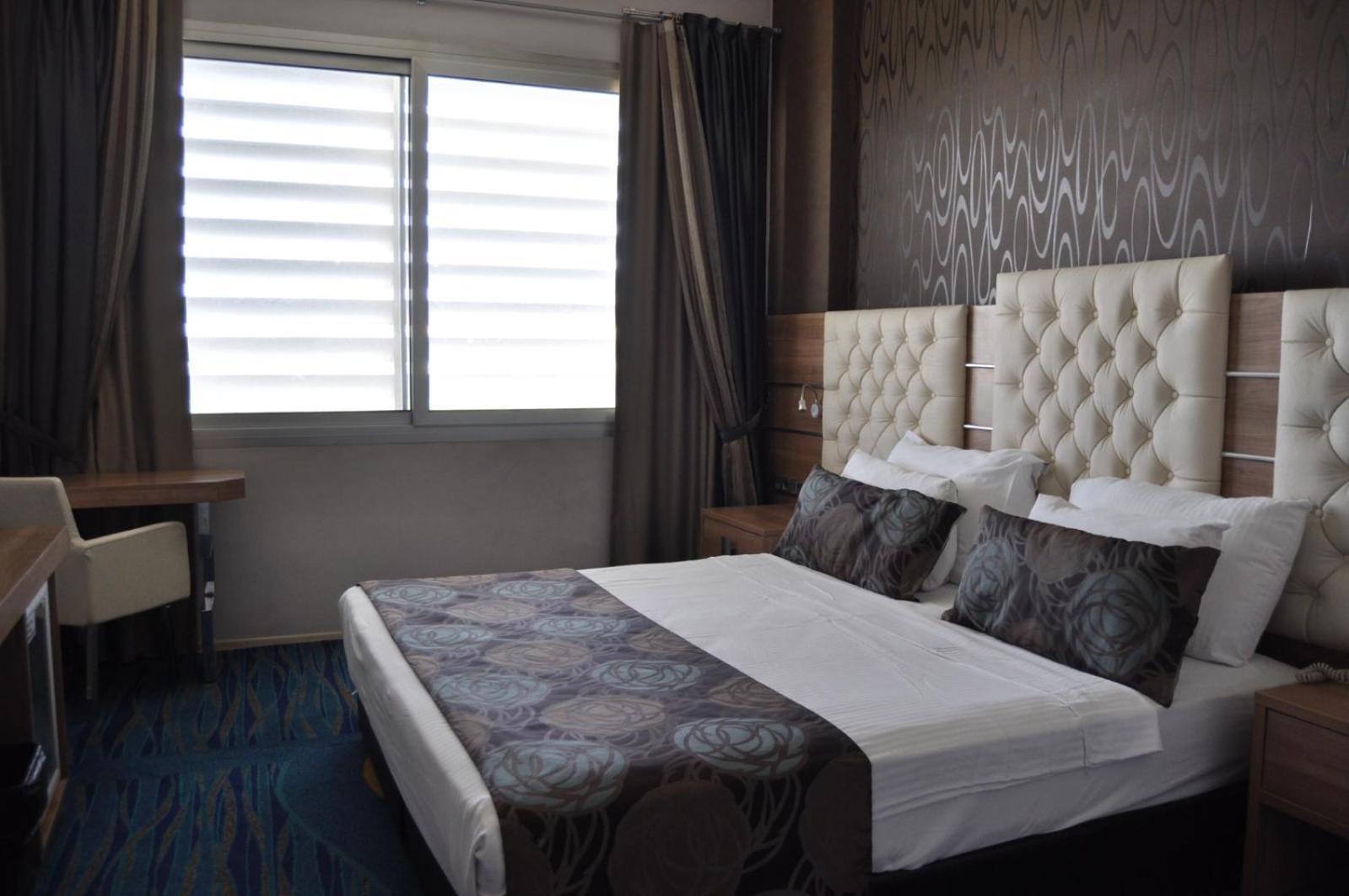 Orty Airport Hotel İzmir Kültér fotó