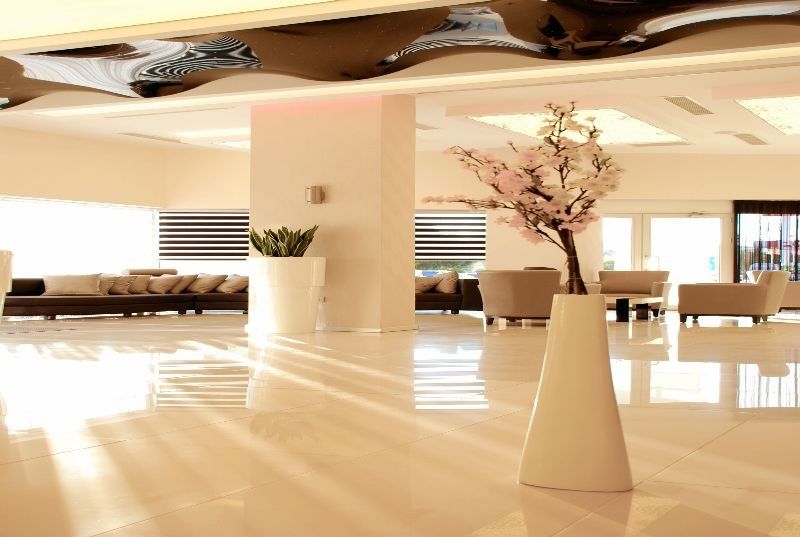 Orty Airport Hotel İzmir Beltér fotó