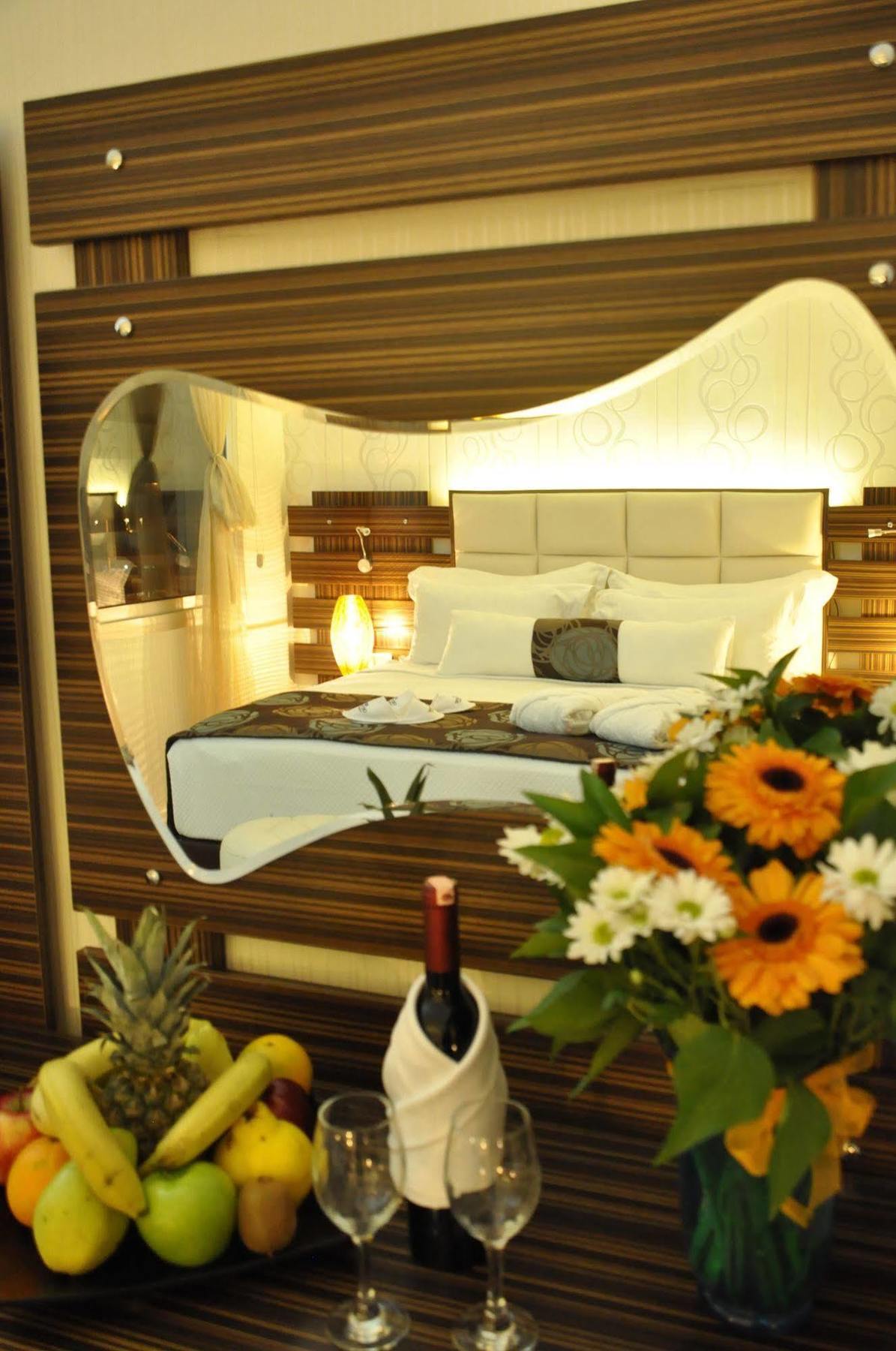 Orty Airport Hotel İzmir Kültér fotó