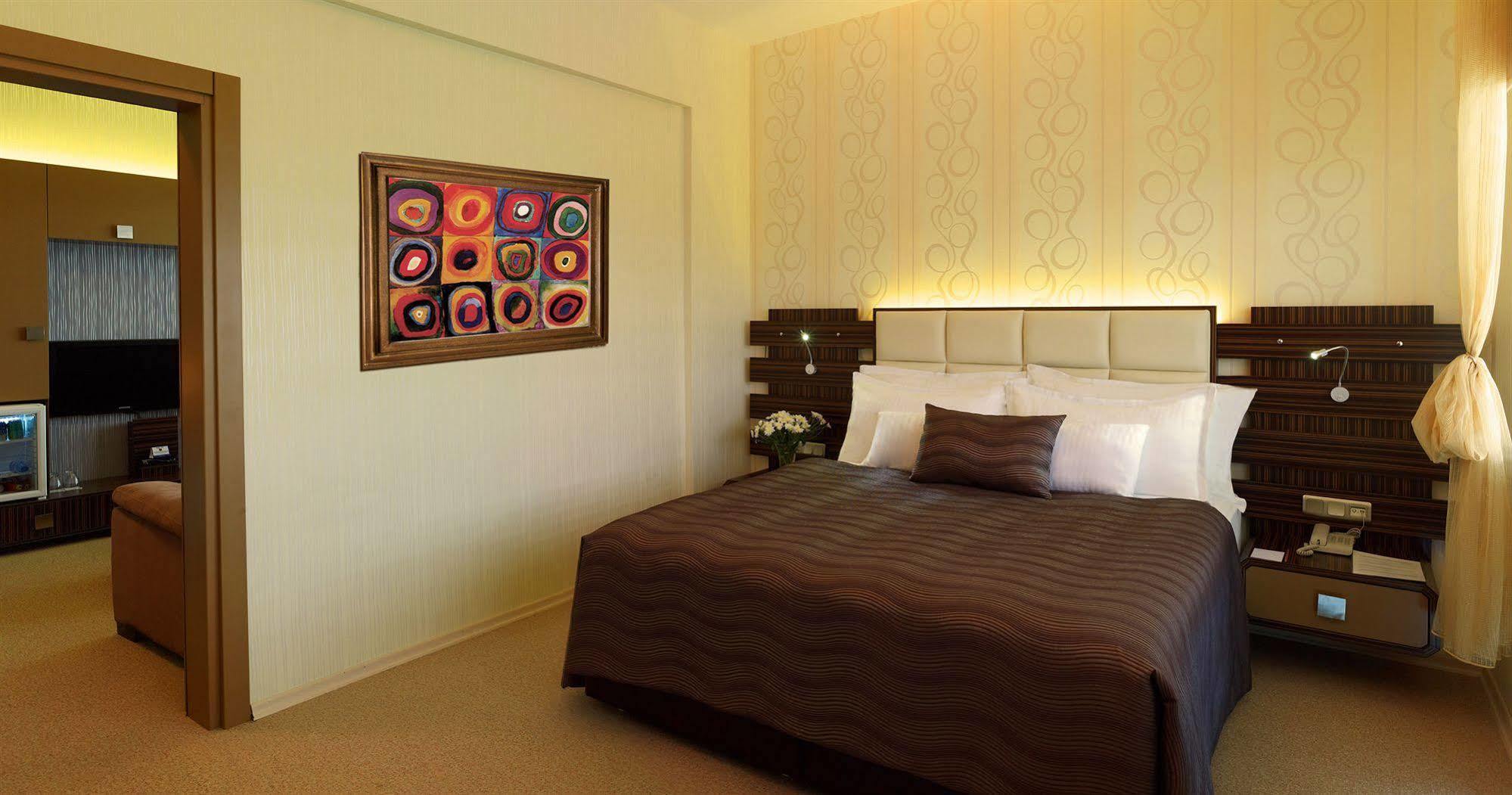 Orty Airport Hotel İzmir Szoba fotó